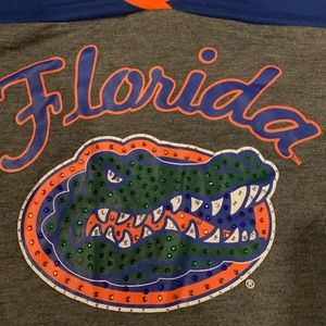 Cotton v-neck tee, Women’s Large